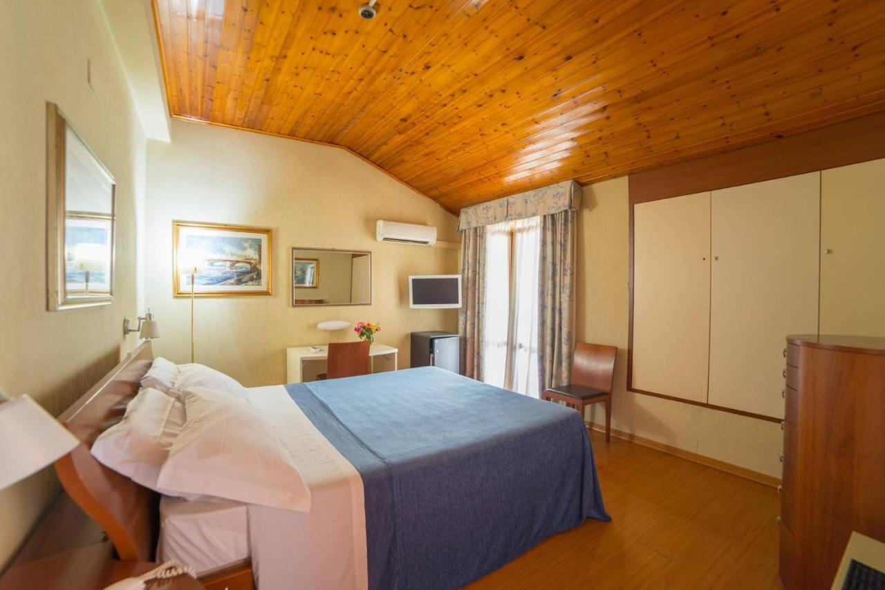 Montebello Park Hotel Perugia Exterior photo